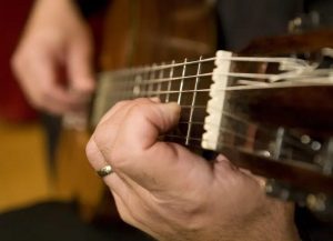 Jose Lezcano, guitar: A benefit for the Claremont Creative Center @ Union Episcopal Church | Claremont | NH | US