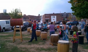 Stuart Paton of Burlington Taiko Group leads a workshop at the Claremont Farmers' and Artisans' Market in September.